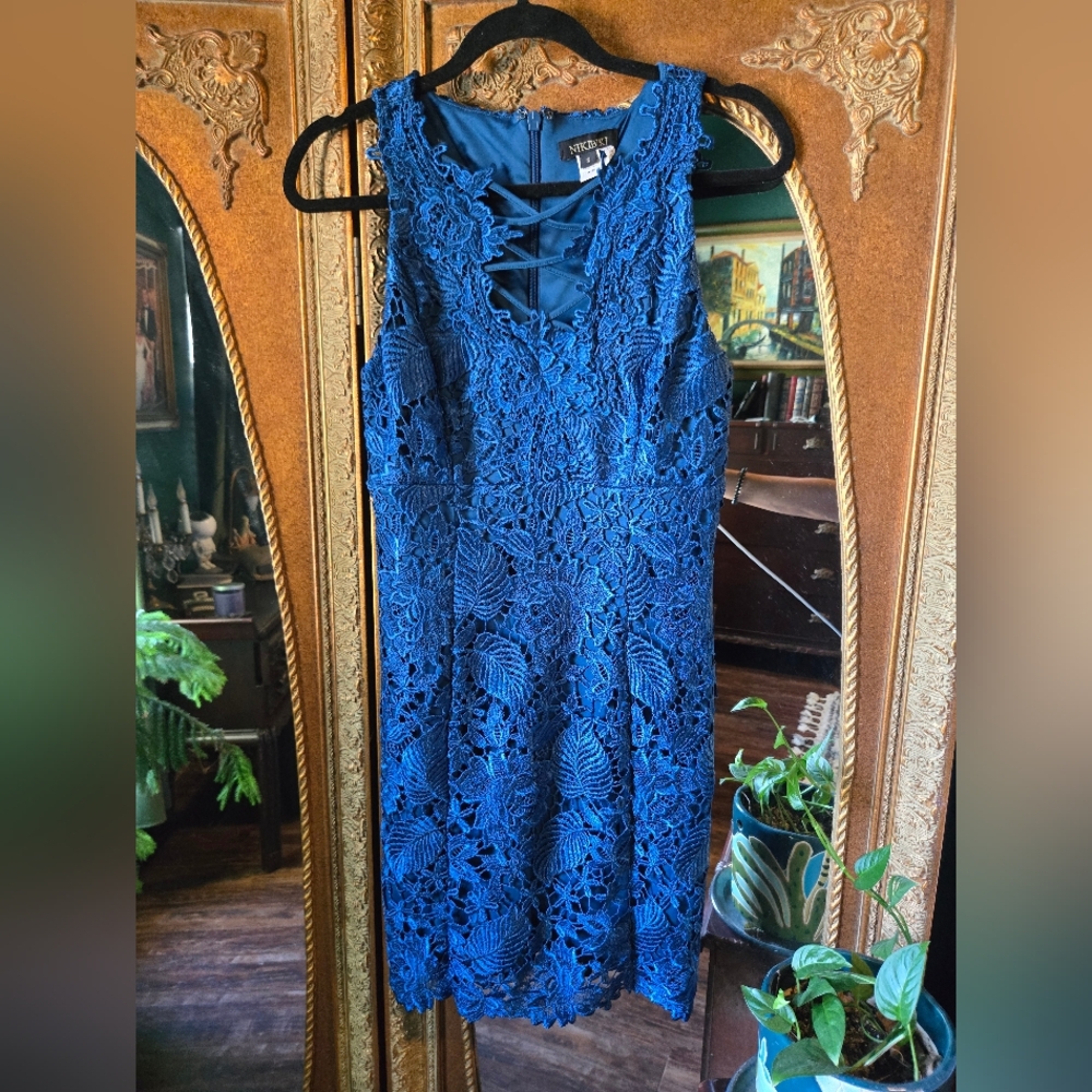 Elegant Blue Lace Dress
